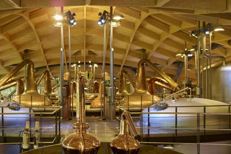 Read more about the article Macallan Distillery: Best Whisky Tour in Speyside, Scotland